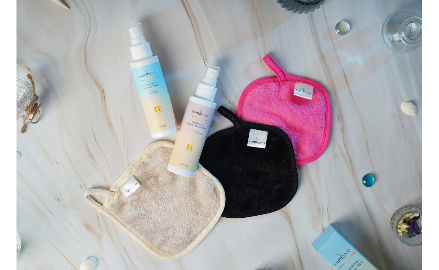 Kosmetyki, które podróżują z Tobą - pielęgnacja bez ograniczeń